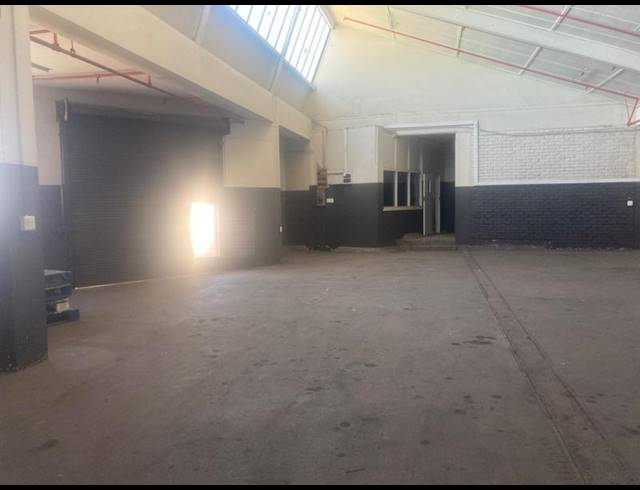 INDUSTRIAL PROPERTY TO RENT IN SIDWELL